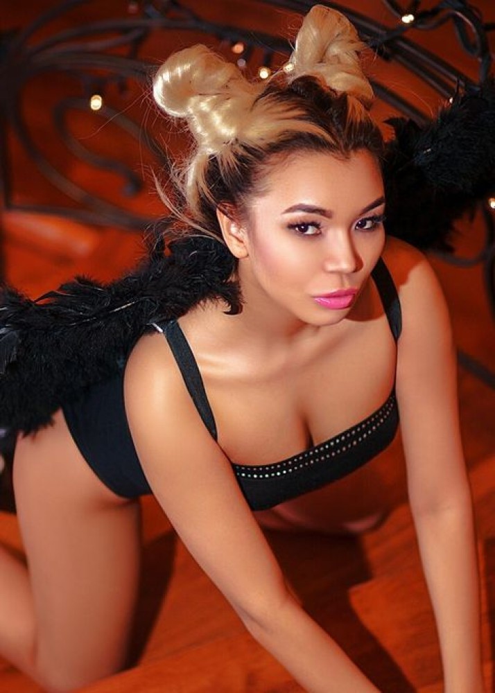 Индивидуалка Эля фото № 2 в городе Черноморское